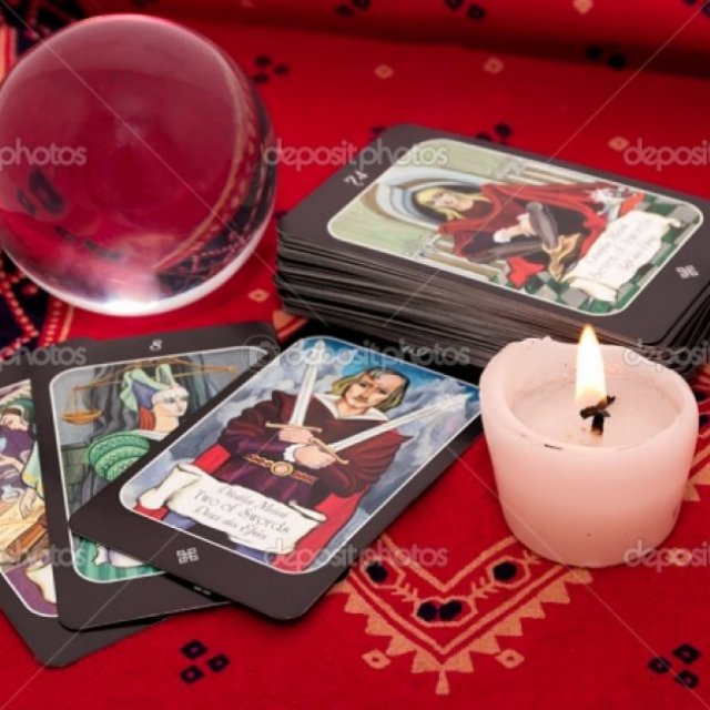 The Tarot Table